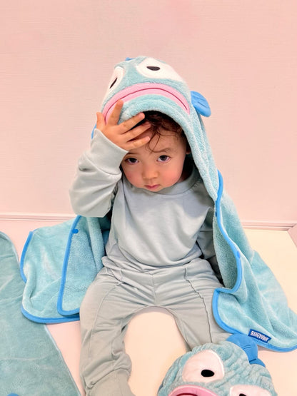 Skater Quick-Drying Absorbent Hooded Bath Poncho Hangyodon 108x92cm BPO1-A- Japan Figure Store - #1 Bring To You The Best Japanese Goods