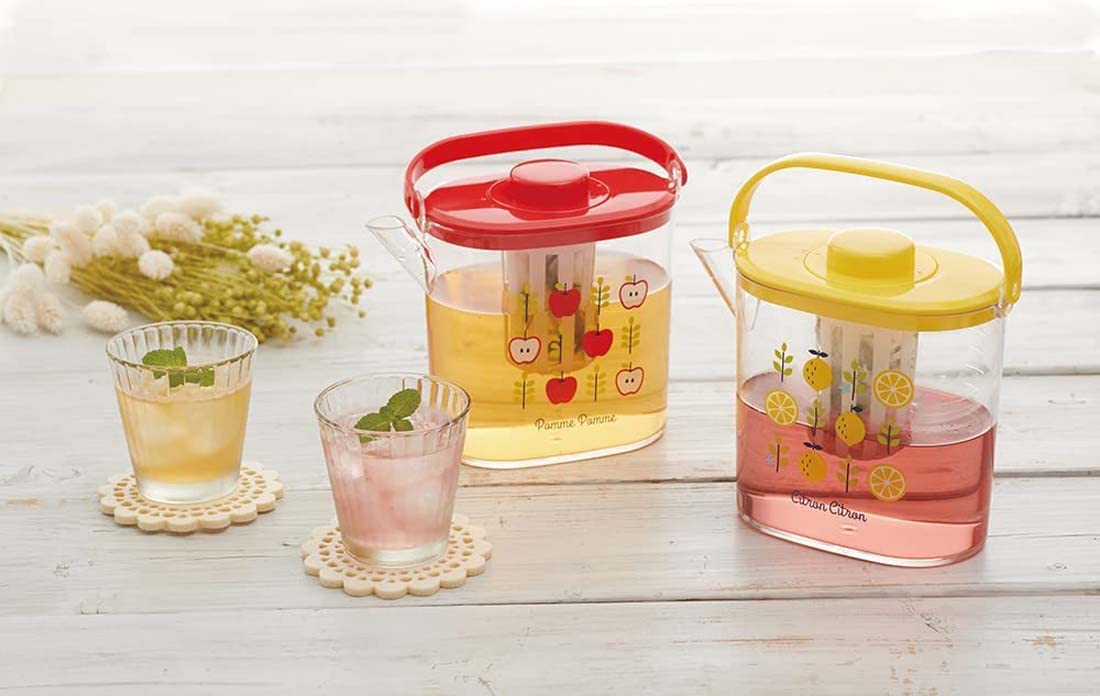 Skater 1.2L Apple Cold Tea Pot with Tea Strainer CM10 Model- Japan Figure Store - #1 Bring To You The Best Japanese Goods