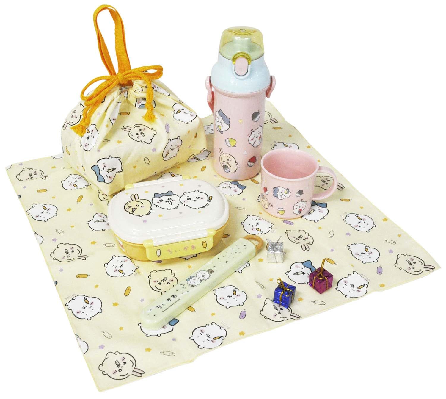 Skater Chiikawa Lunch Cloth 43x43 cm Authentic Japanese-made Kb4-A Skater- Japan Figure Store - #1 Bring To You The Best Japanese Goods