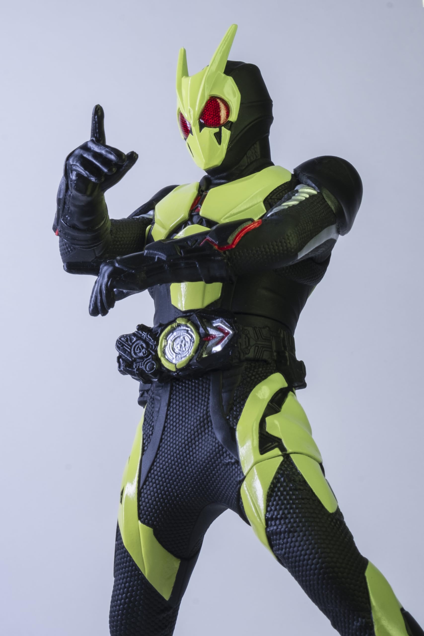 Bandai Sofvi Sculpture Kamen Rider Zero-One Rising Hopper Figure Toy