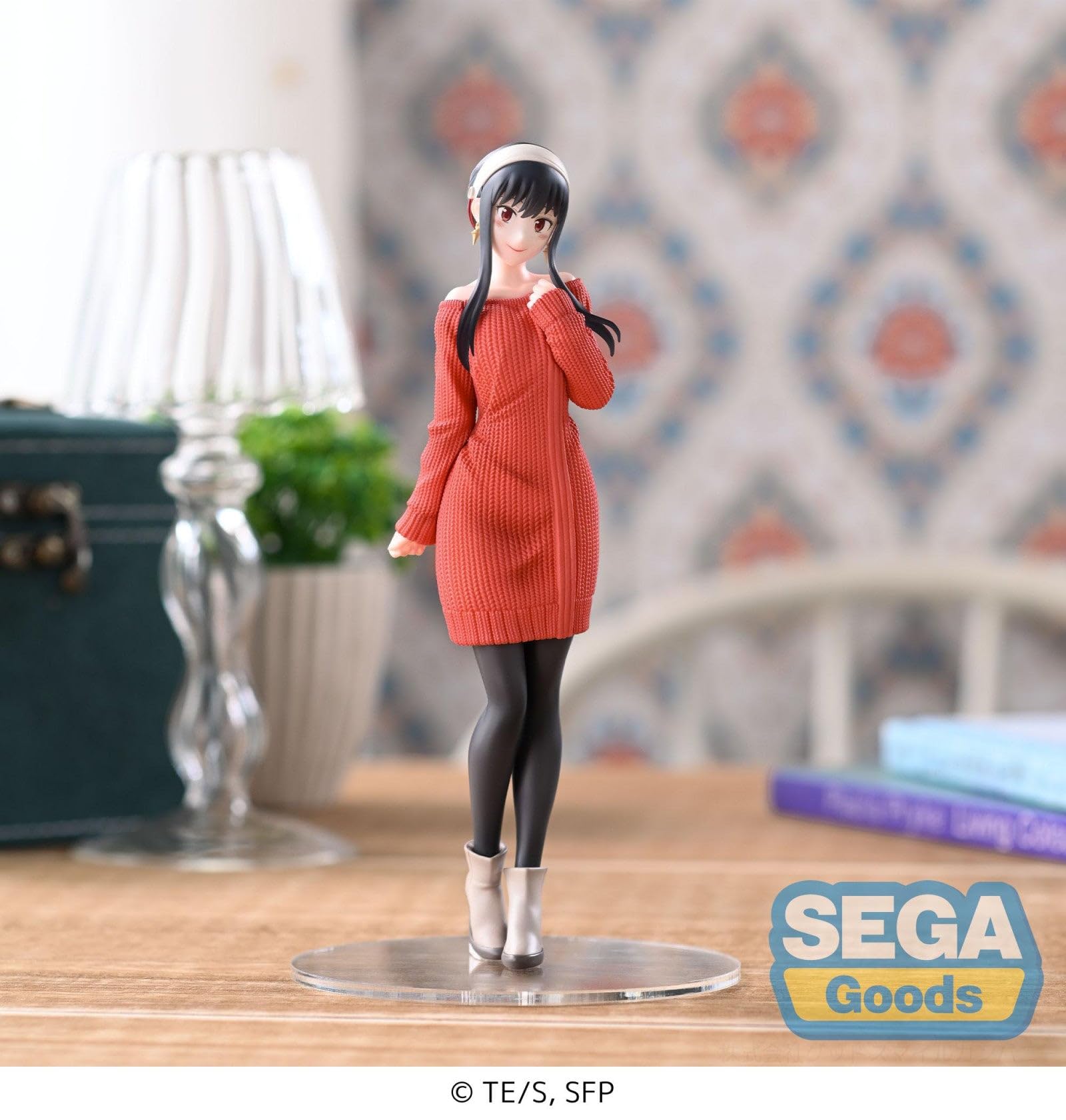 Sega Spy x Family Yor Forger PM Figure Shifuku Version Collectible- Japan Figure Store - #1 Bring To You The Best Japanese Goods