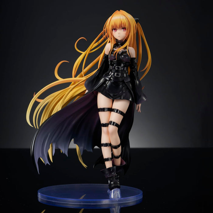 Figurine PVC transparente noire To Love-Ru Darkness Golden Darkness de Union Creative