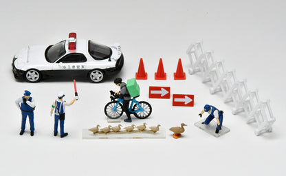 Tomytec Diocolle 64 Police Car Set with Accessories and Miniature Car- Japan Figure Store - #1 Bring To You The Best Japanese Goods