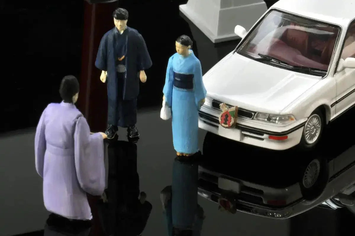 Tomytec Geocolle 64 Toyota Corolla Mini Car Set 1/64 Scale New Year Limited Edition- Japan Figure Store - #1 Bring To You The Best Japanese Goods