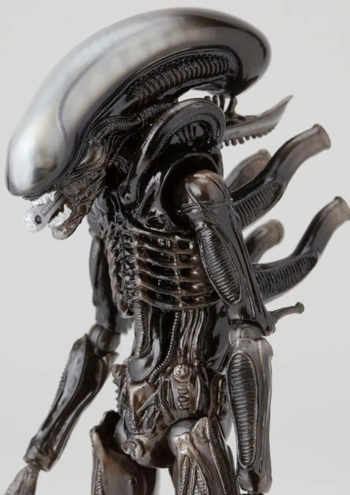 Kaiyodo Revoltech Series No 001 Alien Action Figure Collectible Toy