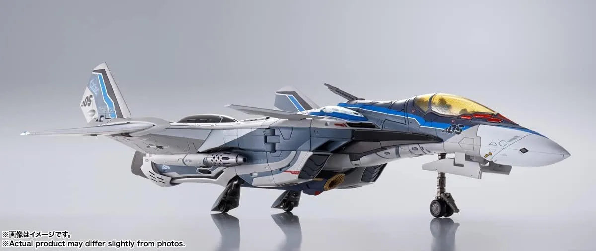 Tamashii Nations DX Chogokin Macross Delta VF-31AX Kairos Plus Figure