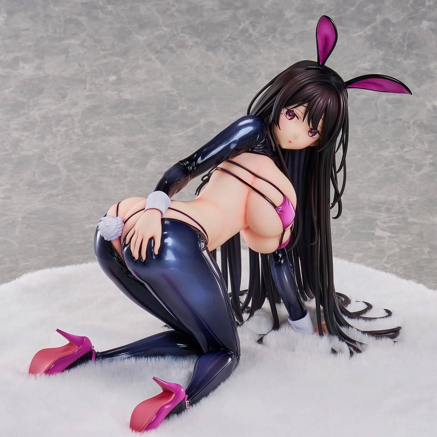 Union Creative Hirari Illustration Inverted Bunny PVC ABS Figure