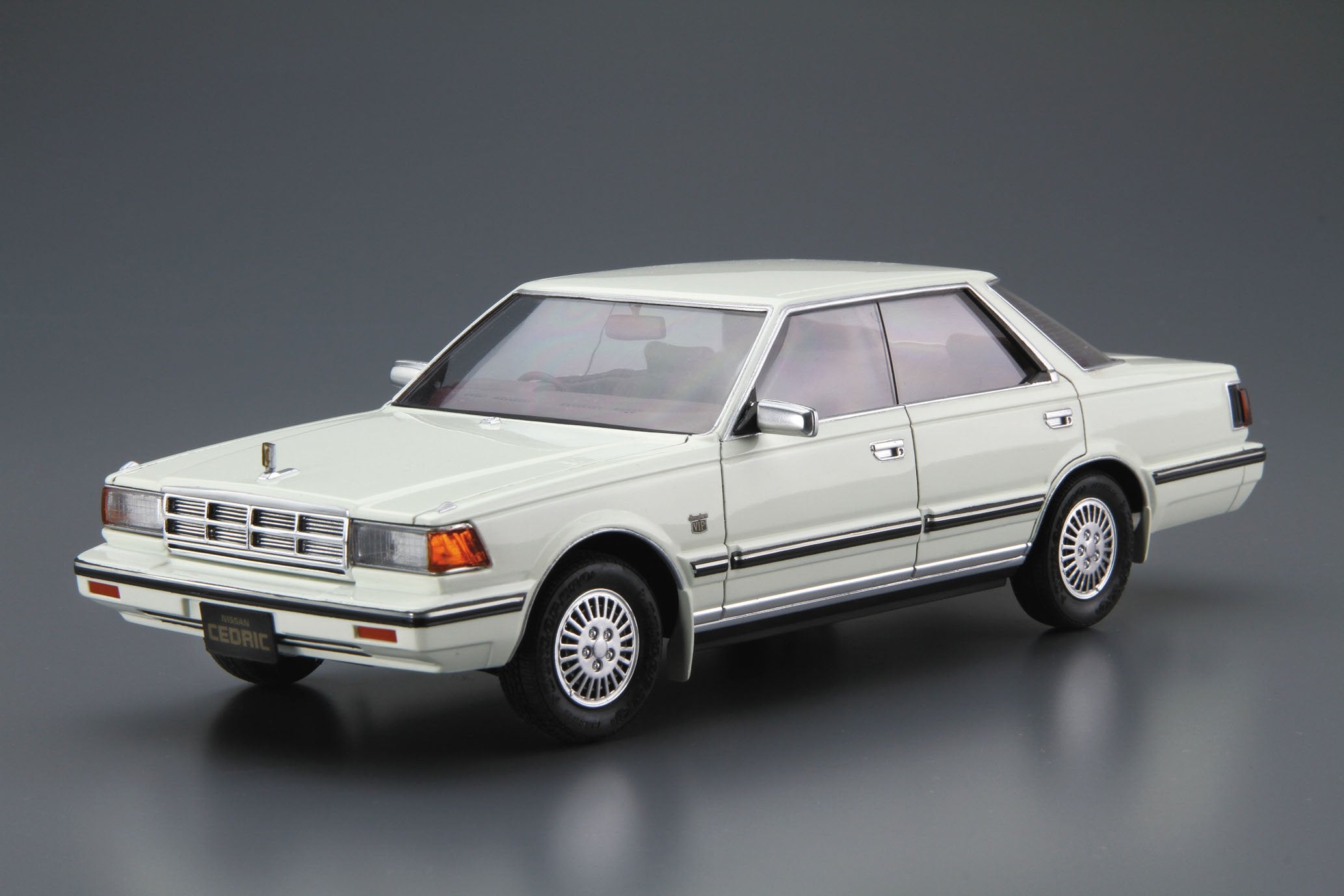 AOSHIMA 54789 The Model Car 58 Nissan Y30 Cedric/ Gloria 4Ht V30E 1/24 Scale Kit- Japan Figure Store - #1 Bring To You The Best Japanese Goods