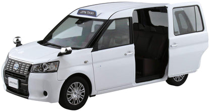 AOSHIMA The Model Car 1/24 Toyota Ntp10 Jpn Taxi '17 Super White Ii Plastic Model- Japan Figure Store - #1 Bring To You The Best Japanese Goods