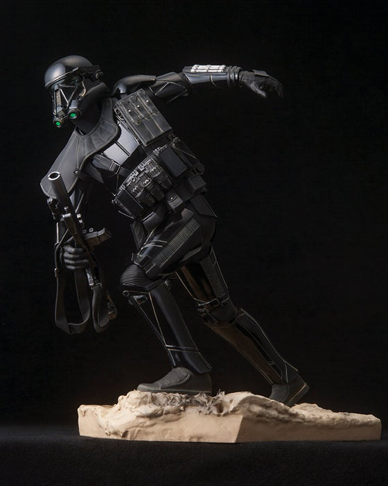 Kotobukiya Japan Artfx Star Wars Death Trooper Specialist 1/7 Pvc Figure- Japan Figure Store - #1 Bring To You The Best Japanese Goods