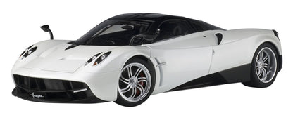 Autoart 1/12 Huayra White- Japan Figure Store - #1 Bring To You The Best Japanese Goods