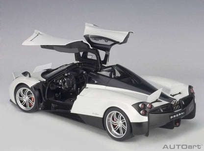 Autoart 1/12 Huayra White- Japan Figure Store - #1 Bring To You The Best Japanese Goods