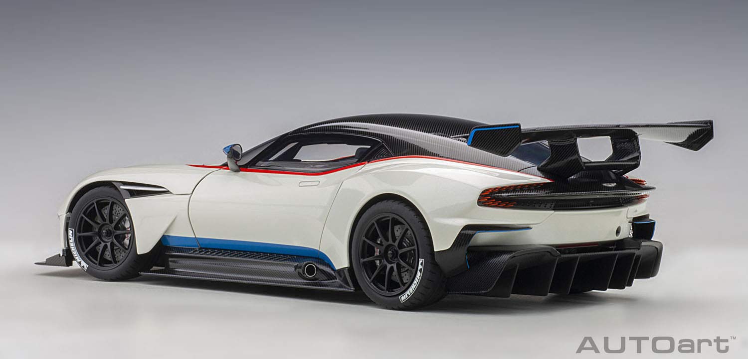 Autoart 1:18 Aston Martin Vulcan White/Blue/Red- Japan Figure Store - #1 Bring To You The Best Japanese Goods
