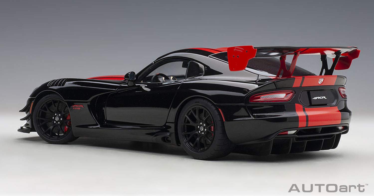 Autoart 1/18 Dodge Viper ACR Black/Red 71732- Japan Figure Store - #1 Bring To You The Best Japanese Goods