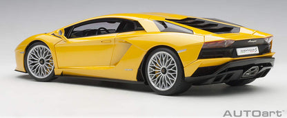 Autoart 1/18 Lamborghini Aventador S Yellow- Japan Figure Store - #1 Bring To You The Best Japanese Goods