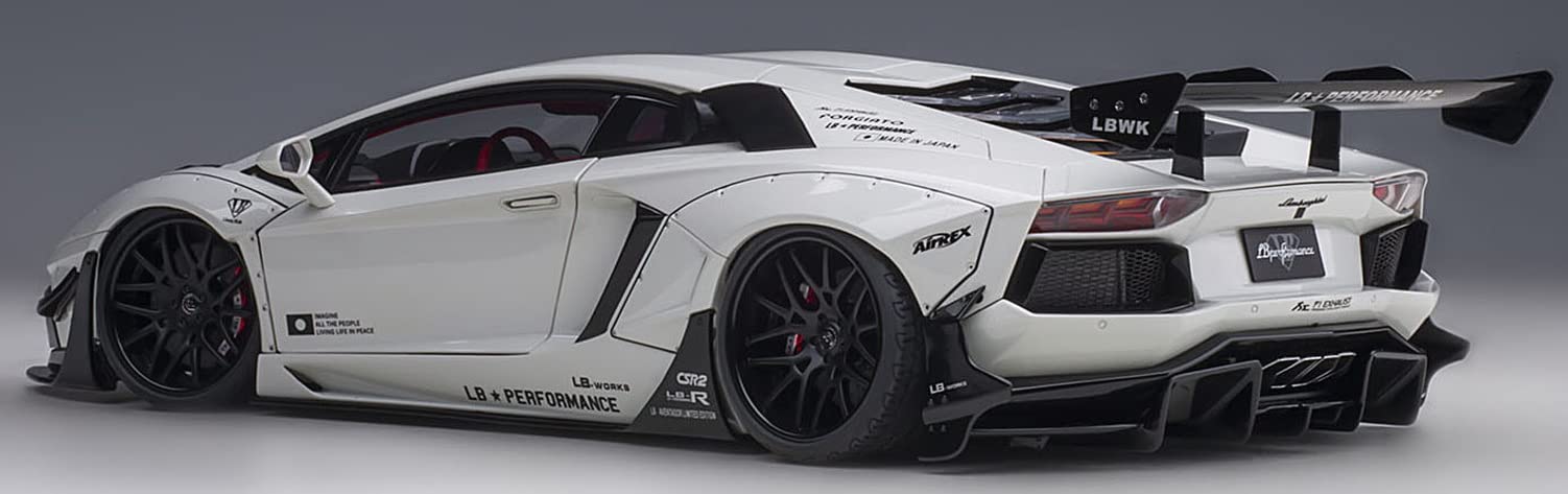 Autoart 1/18 LBWKS Aventador 79241 White/Black- Japan Figure Store - #1 Bring To You The Best Japanese Goods