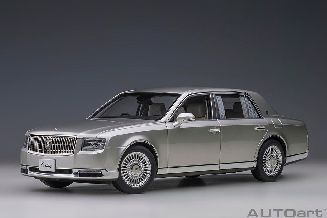 Autoart 1/18 Toyota Century SE Radiant Silver- Japan Figure Store - #1 Bring To You The Best Japanese Goods