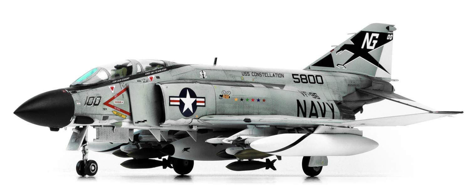 DOYUSHA Usn F-4J Phantom Ii `Showtime 100` 1/72 Scale Plastic Model- Japan Figure Store - #1 Bring To You The Best Japanese Goods