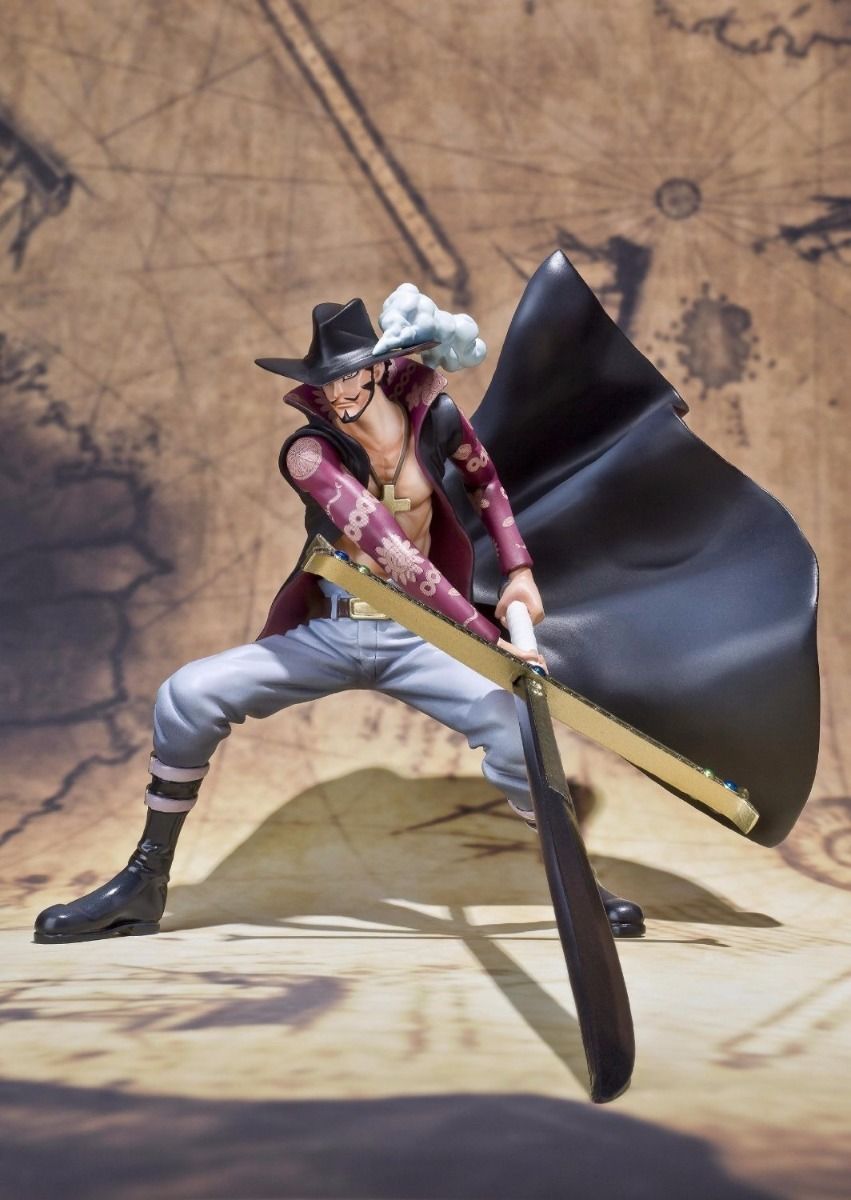 Figuarts Zero One Piece Dracule Mihawk Battle Ver Pvc Figure Bandai- Japan Figure Store - #1 Bring To You The Best Japanese Goods