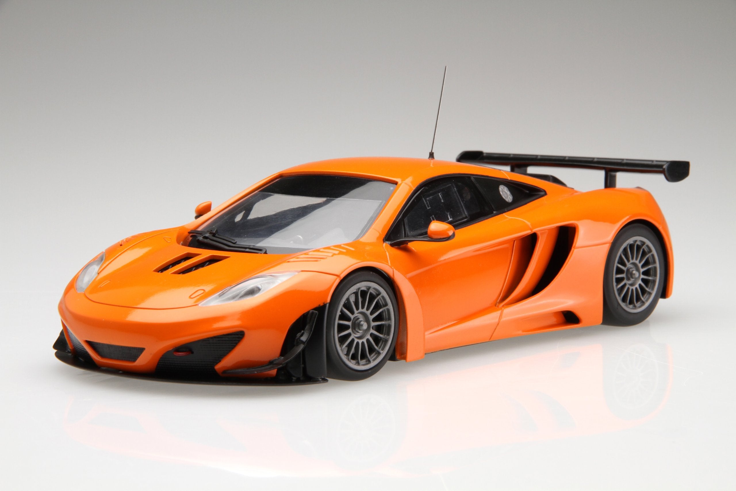 Fujimi 1/24 Mclaren MP4/12C GT3 Model Car- Japan Figure Store - #1 Bring To You The Best Japanese Goods