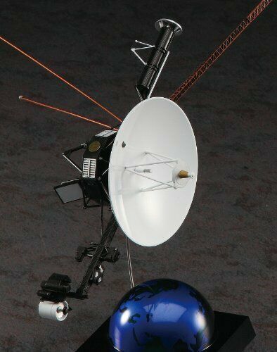 Hasegawa 1/48 Scale Nasa Unmanned Space Probe Voyager Plastic Model Kit Sw02- Japan Figure Store - #1 Bring To You The Best Japanese Goods