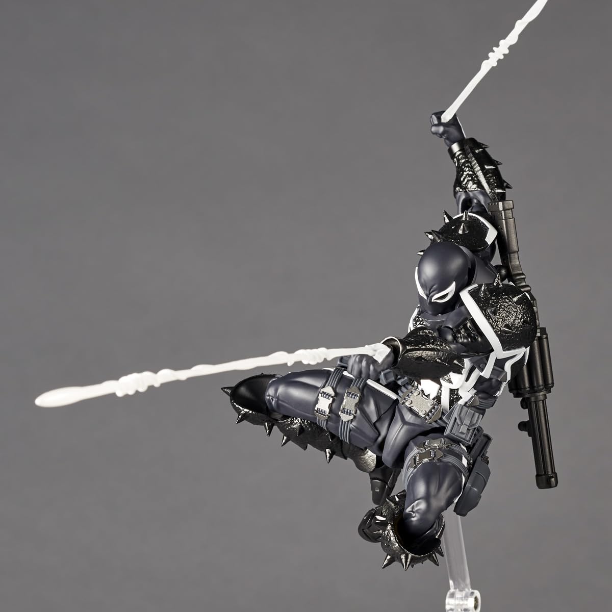 Kaiyodo Revoltech Amazing Yamaguchi Agent Venom 170mm PVC ABS Figure- Japan Figure Store - #1 Bring To You The Best Japanese Goods