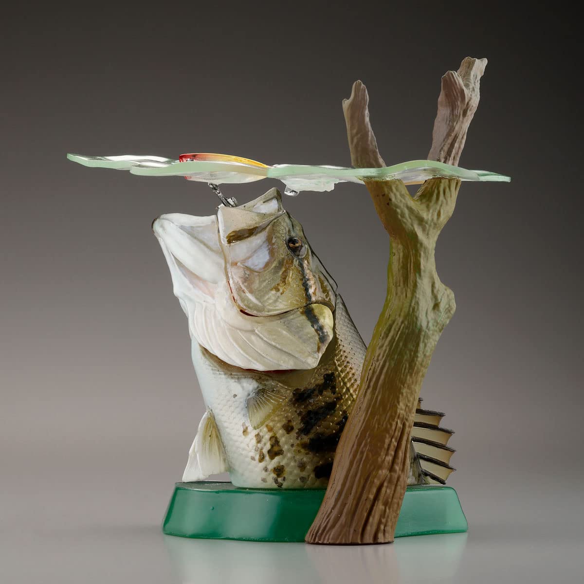 KAIYODO Strike Fantasy Micropterus Salmoides Figure- Japan Figure Store - #1 Bring To You The Best Japanese Goods