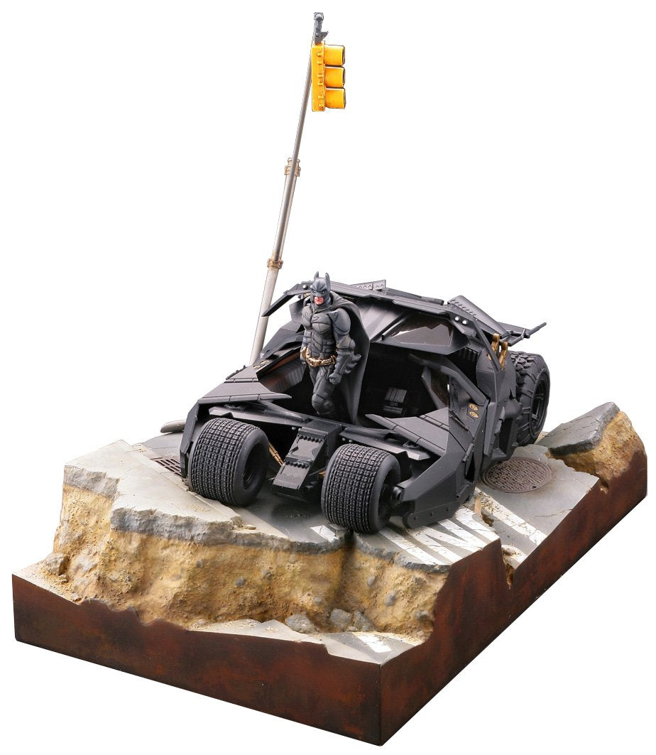 Kaiyodo Revoltech Batmobile Tumbler Pvc Painted Finished Product Made In Japan- Japan Figure Store - #1 Bring To You The Best Japanese Goods