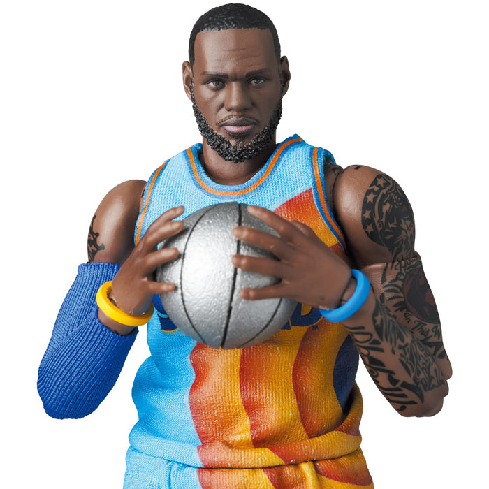 Mafex No.197 Lebron James Lebron James Space Jam: A New Legacy Ver. Height Approx 170Mm Non-Scale Painted Action Figure- Japan Figure Store - #1 Bring To You The Best Japanese Goods