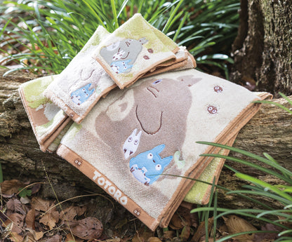 MARUSHIN Studio Ghibli My Neighbor Totoro Face Towel 'Totoro In Tree Shade'- Japan Figure Store - #1 Bring To You The Best Japanese Goods