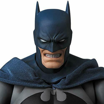 Medicom Toy Mafex No.105 Batman 'hush'- Japan Figure Store - #1 Bring To You The Best Japanese Goods