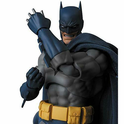 Medicom Toy Mafex No.105 Batman 'hush'- Japan Figure Store - #1 Bring To You The Best Japanese Goods