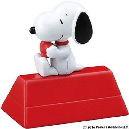Metal Figure Collection Metacolle Peanuts Snoopy Heart Figure Takara Tomy- Japan Figure Store - #1 Bring To You The Best Japanese Goods