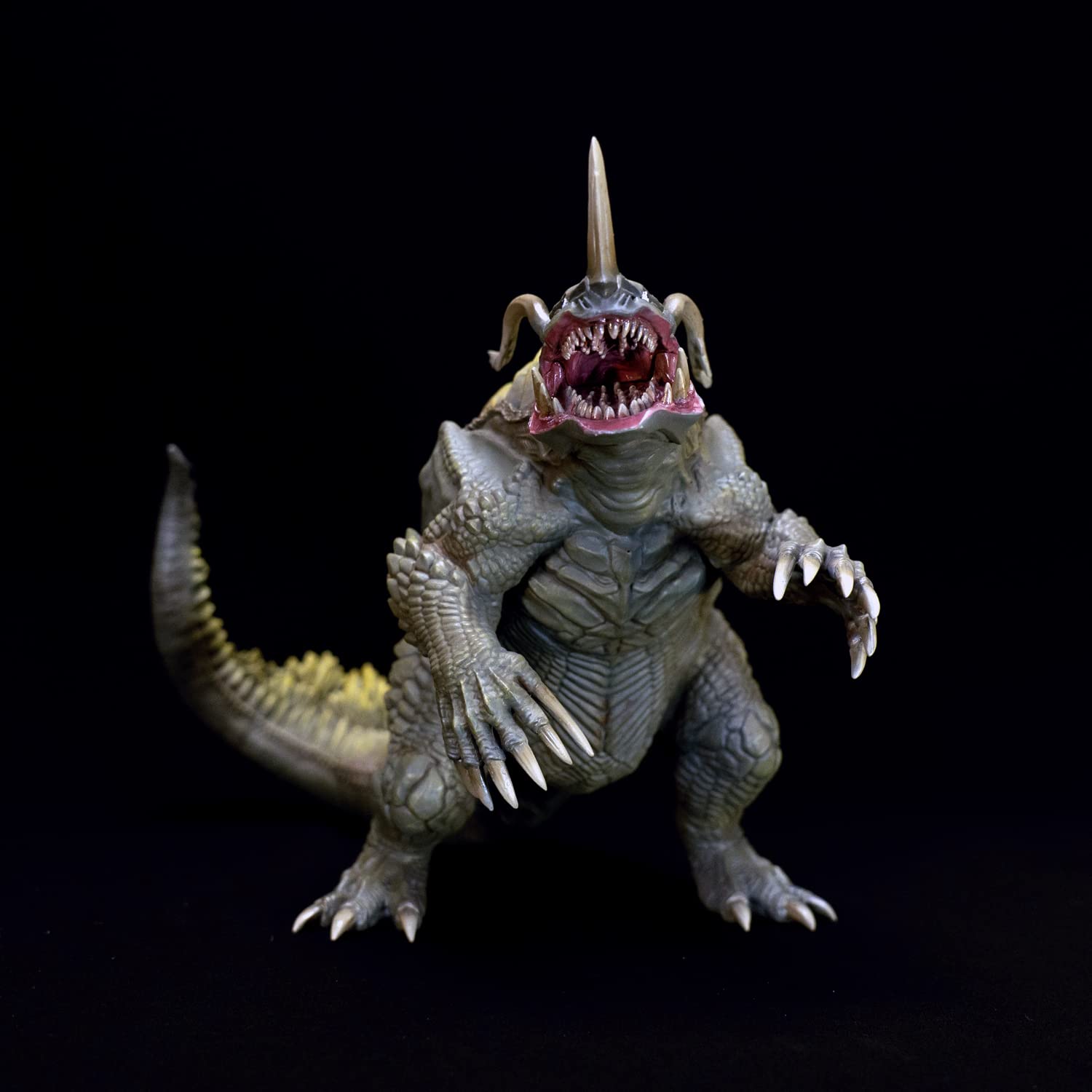 Neronga (Shin Ultraman) / Mega Soft Vinyl Kit Non-Scale Height Approx 18Cm Soft Vinyl Unpainted Assembly Kit 4571587310579- Japan Figure Store - #1 Bring To You The Best Japanese Goods