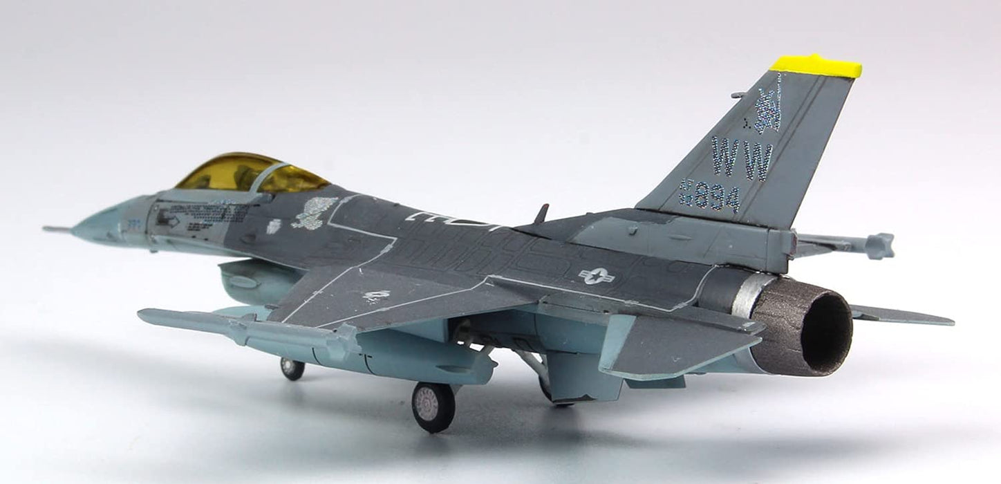 PLATZ 1/144 Usaf Pacaf F-16C Demonstration Team Plastic Model- Japan Figure Store - #1 Bring To You The Best Japanese Goods