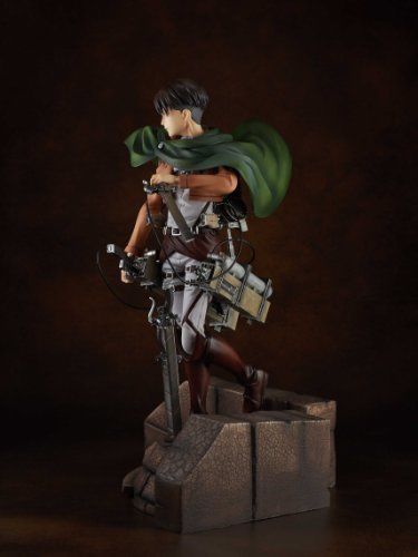 Pulchra Attack On Titan Levi 1/7 Scale Figure- Japan Figure Store - #1 Bring To You The Best Japanese Goods
