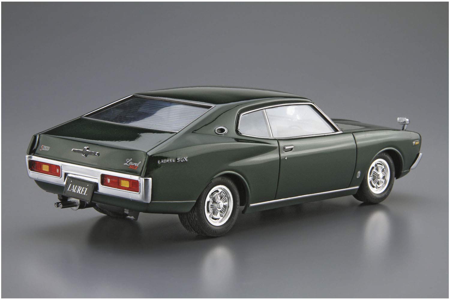 AOSHIMA The Model Car 1/24 Nissan Khc130 Laurel Ht2000 Sgx '72 Plastic Model- Japan Figure Store - #1 Bring To You The Best Japanese Goods