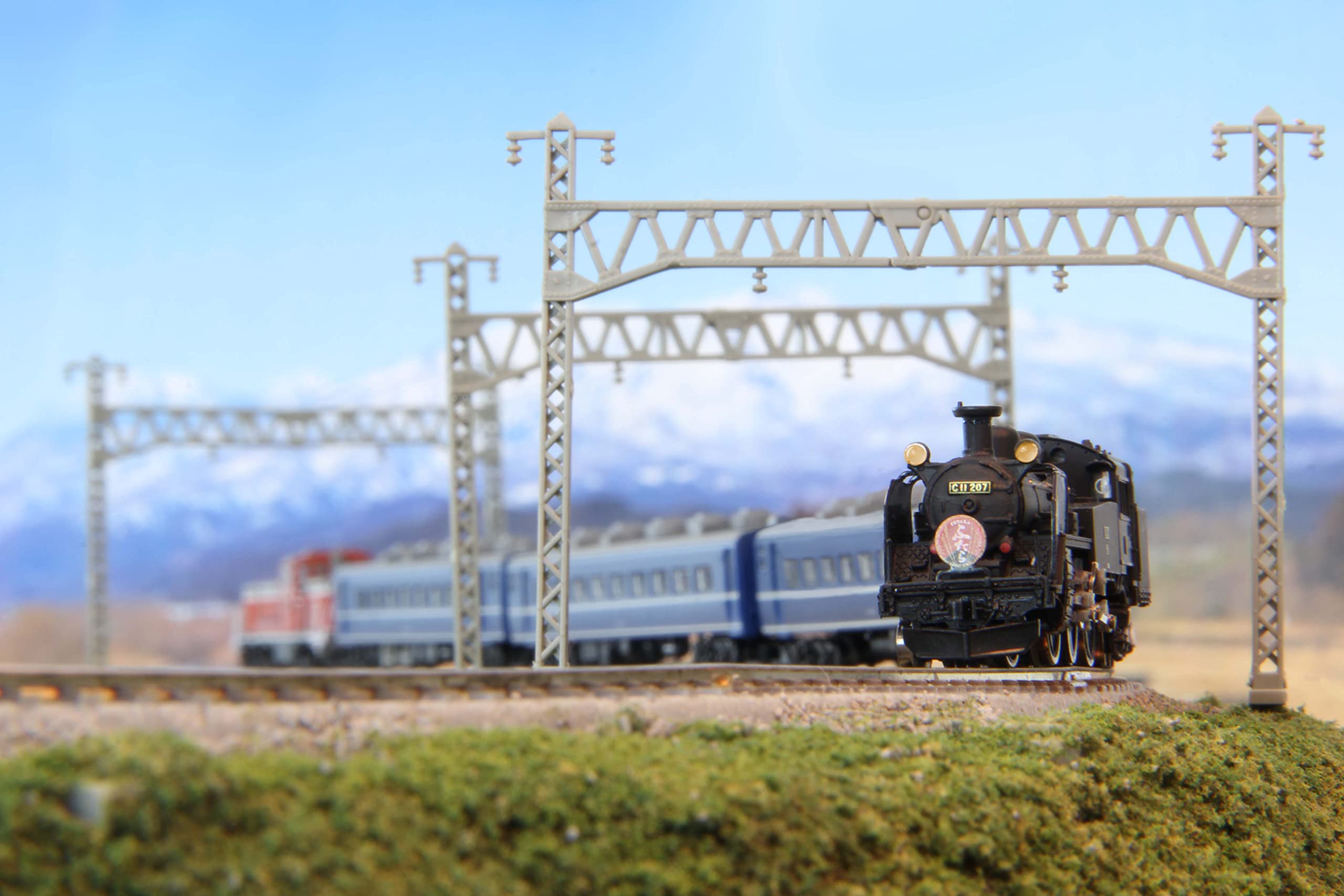 ROKUHAN G007-1 Type C11 Steam Locomotive No.207 Tobu Railway Sl 'Taiki Futara' Starter Set Z Scale- Japan Figure Store - #1 Bring To You The Best Japanese Goods