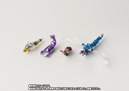 S.h.figuarts Masked Kamen Rider Kabuto Hyper Form Shinkocchou Seihou Renewal- Japan Figure Store - #1 Bring To You The Best Japanese Goods