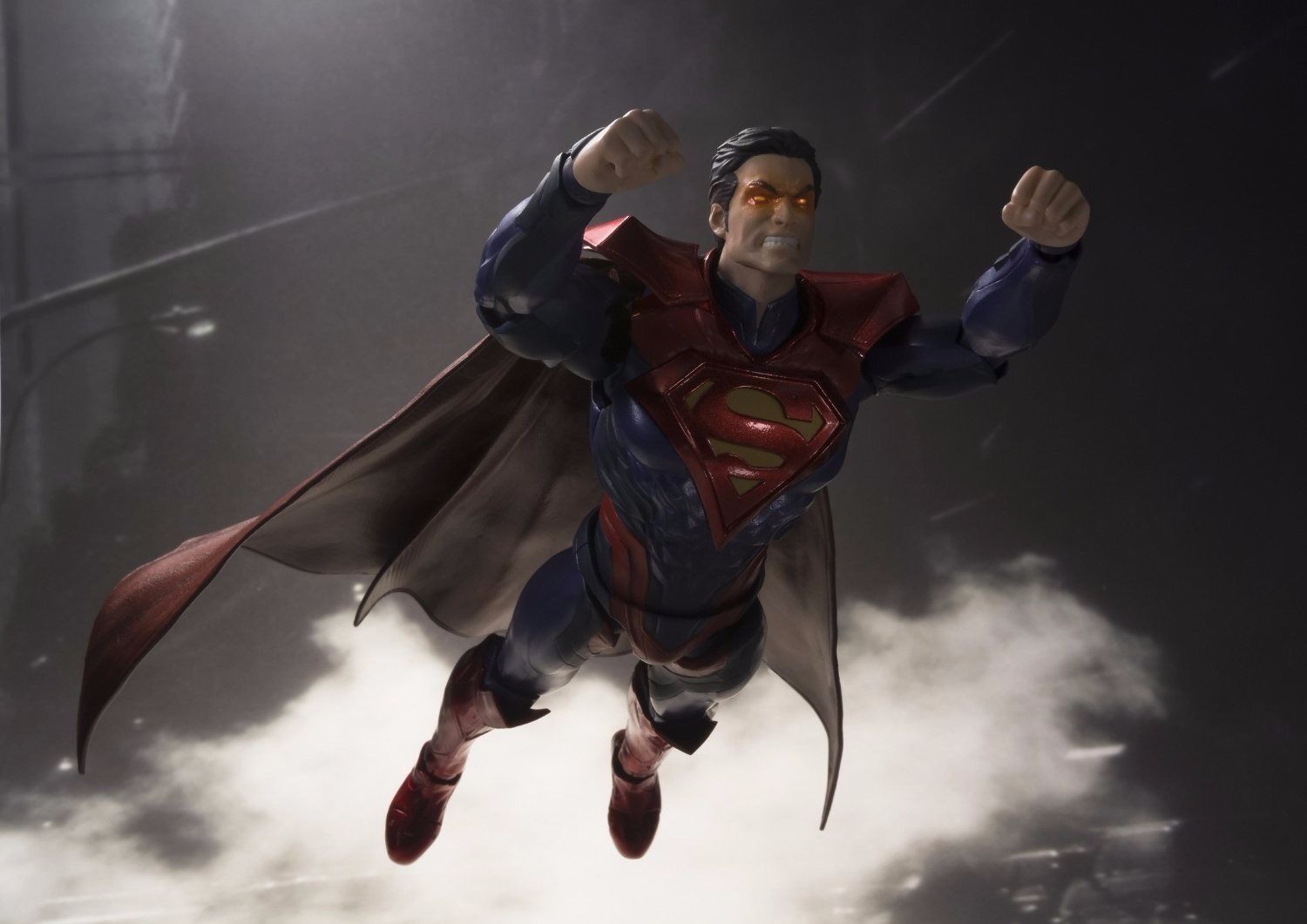 S.h.figuarts Superman Injustice Ver Action Figure Bandai- Japan Figure Store - #1 Bring To You The Best Japanese Goods