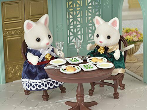 Sylvanian Families Town Series City Of Dress-up Set Blue And Green Td-03- Japan Figure Store - #1 Bring To You The Best Japanese Goods