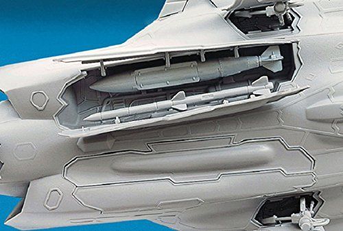 Tamiya 1/72 Lockheed Martin F-35a Lightning Ii Model Kit- Japan Figure Store - #1 Bring To You The Best Japanese Goods