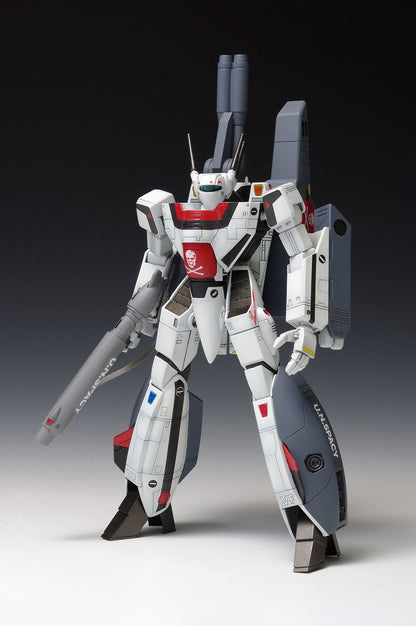WAVE Mc063 Macross Vf-1S Strike Valkyrie Battroid Hikaru Ichijo 1/100 Scale Kit- Japan Figure Store - #1 Bring To You The Best Japanese Goods